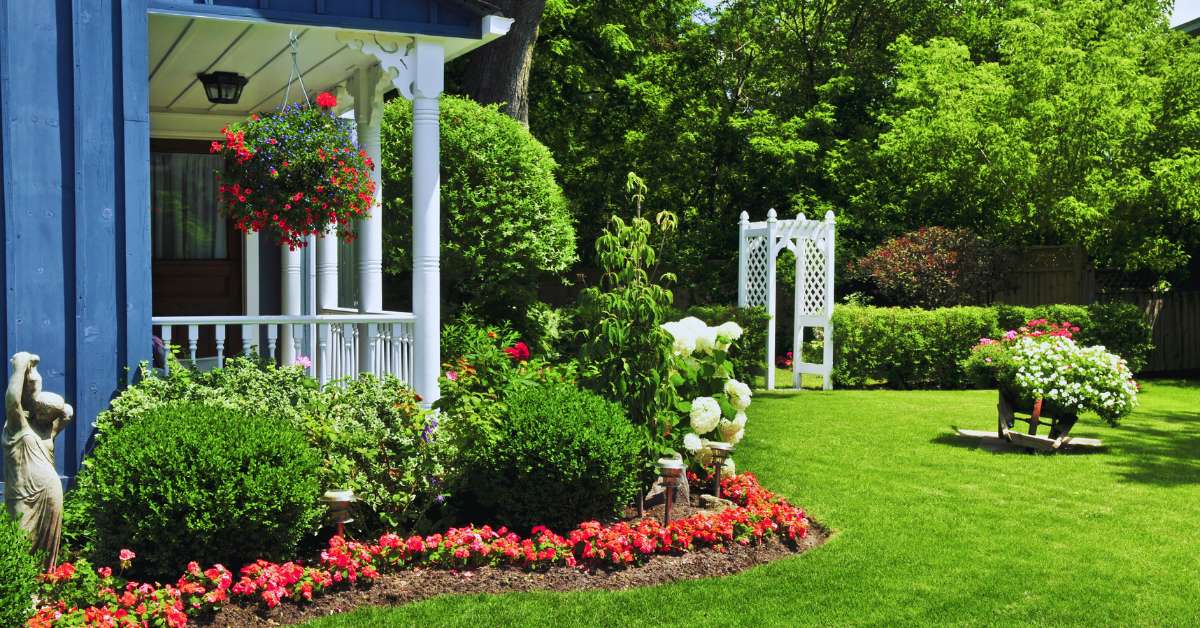 Preparing Your Yard & Landscape for Fall in California